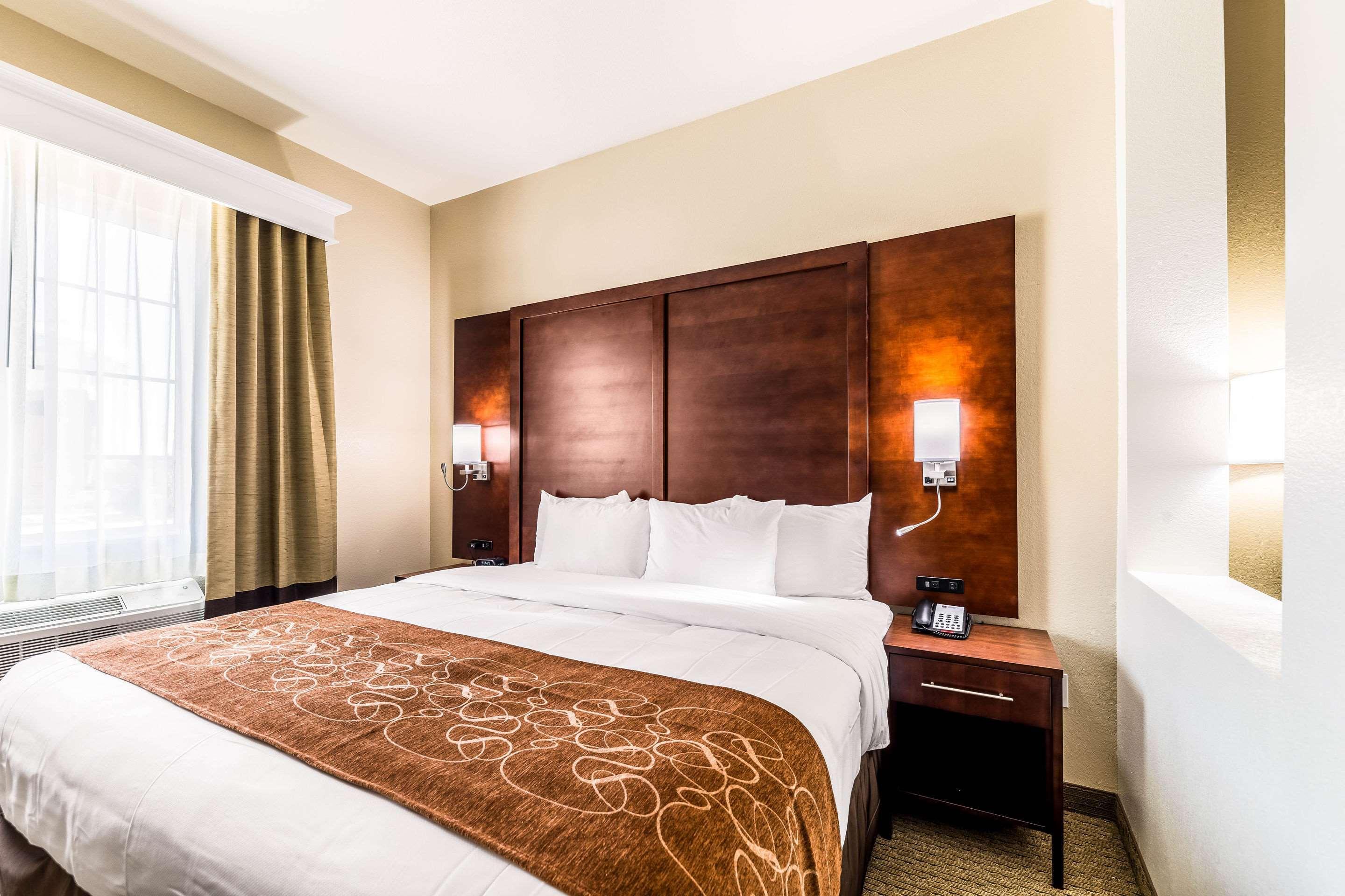 Comfort Suites Grand Prairie - Arlington North Екстер'єр фото