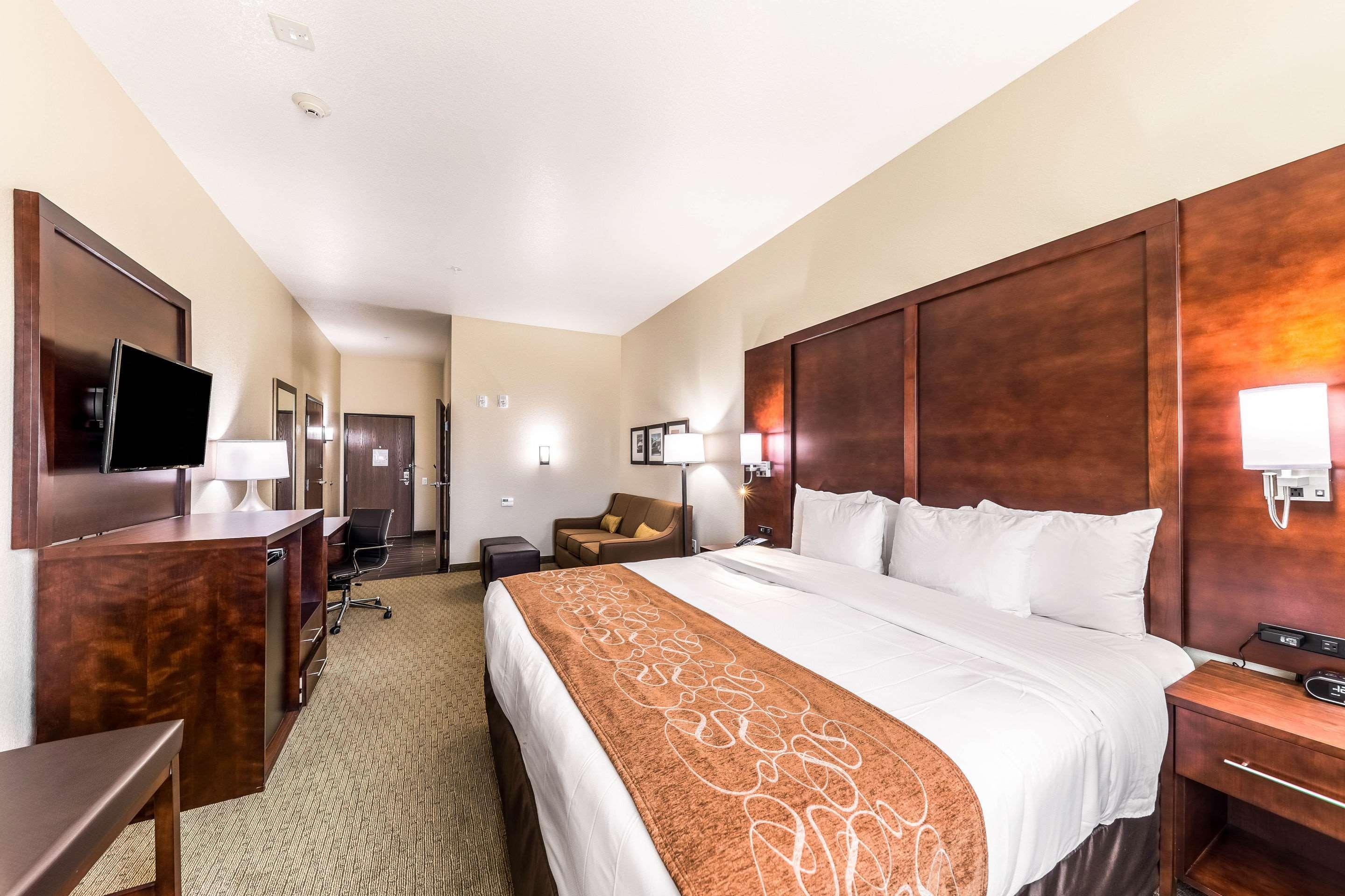 Comfort Suites Grand Prairie - Arlington North Екстер'єр фото