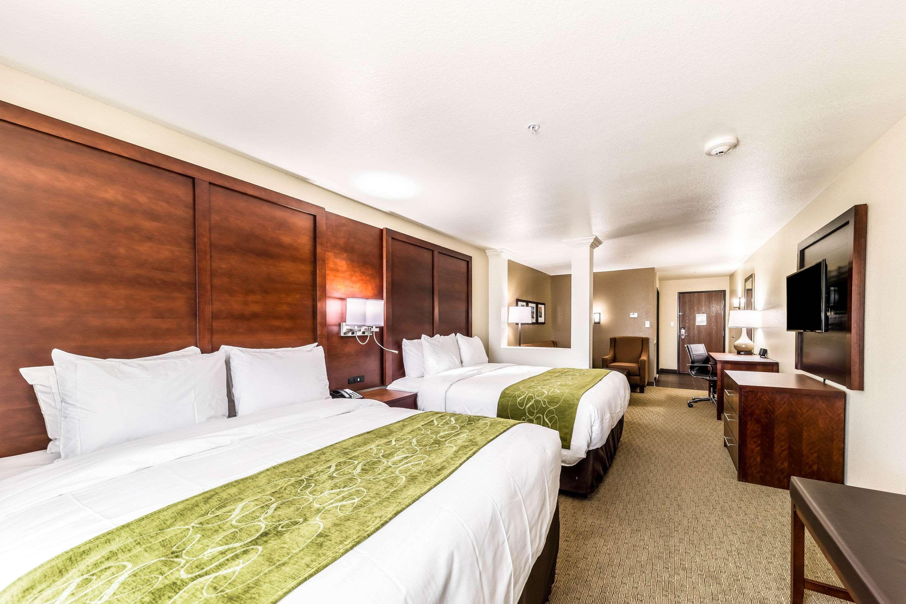 Comfort Suites Grand Prairie - Arlington North Екстер'єр фото