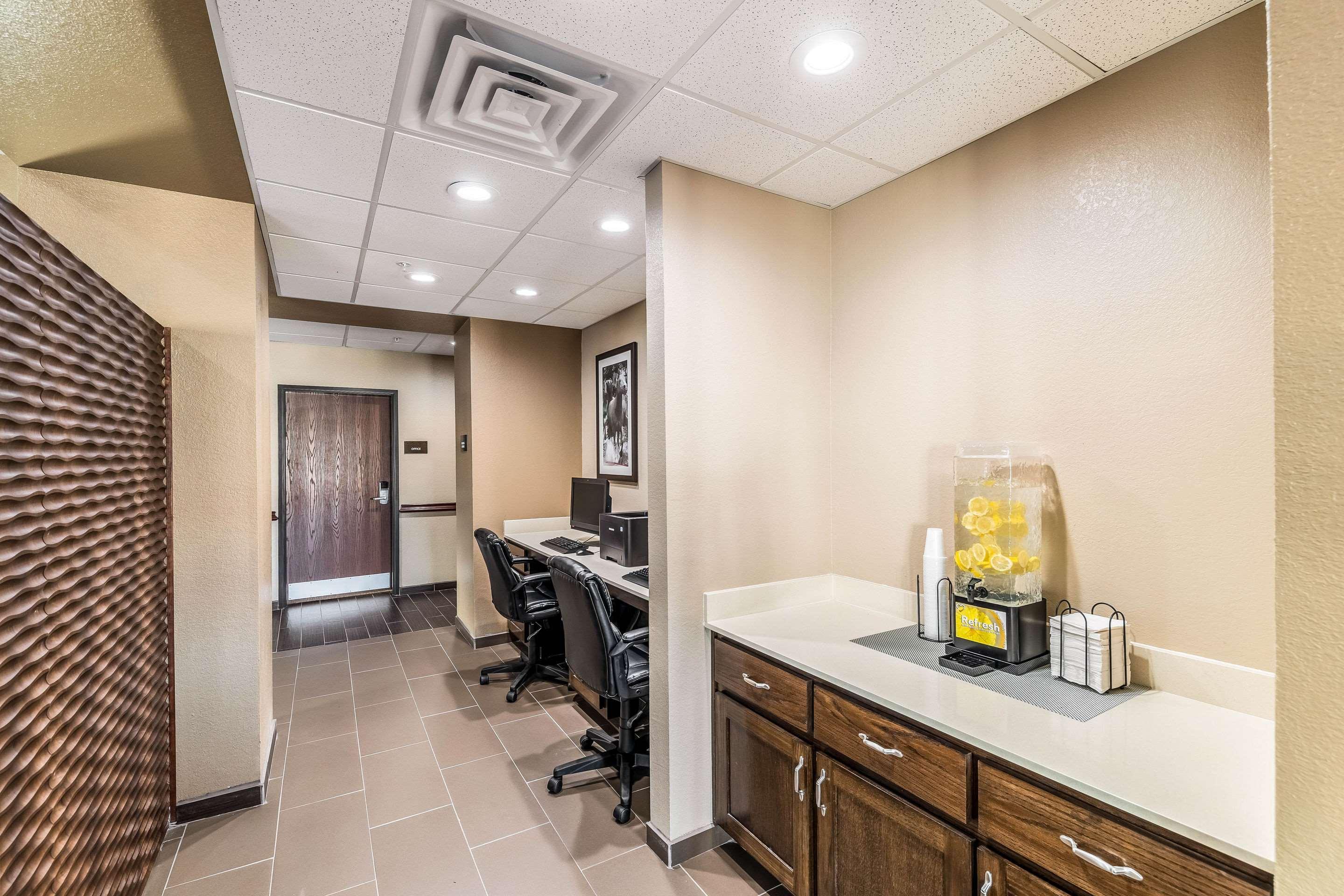 Comfort Suites Grand Prairie - Arlington North Екстер'єр фото