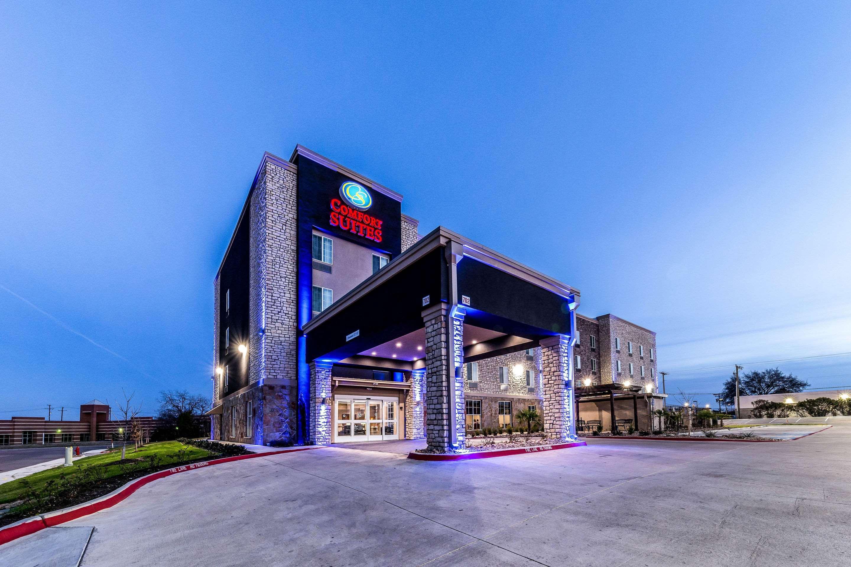 Comfort Suites Grand Prairie - Arlington North Екстер'єр фото