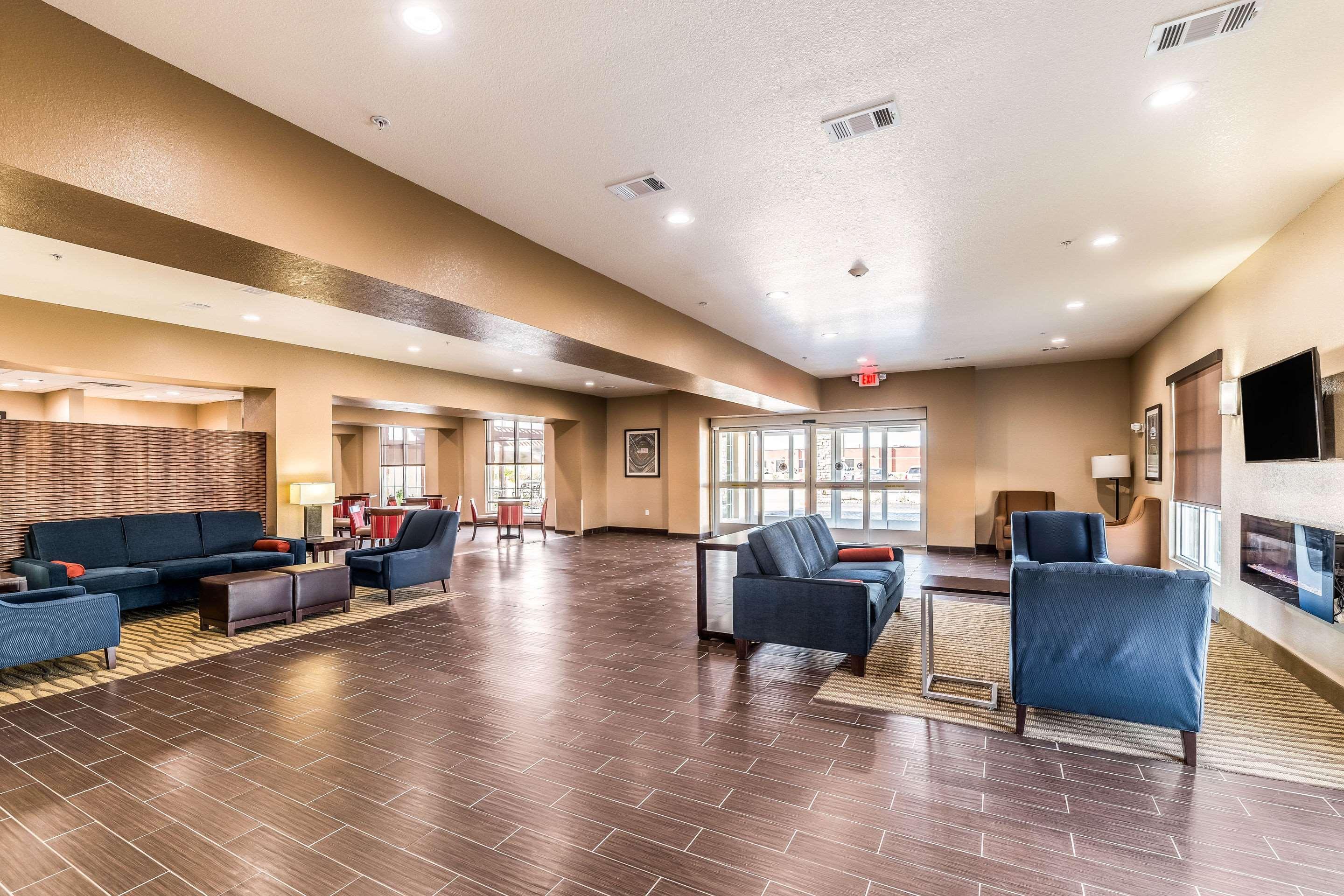 Comfort Suites Grand Prairie - Arlington North Екстер'єр фото