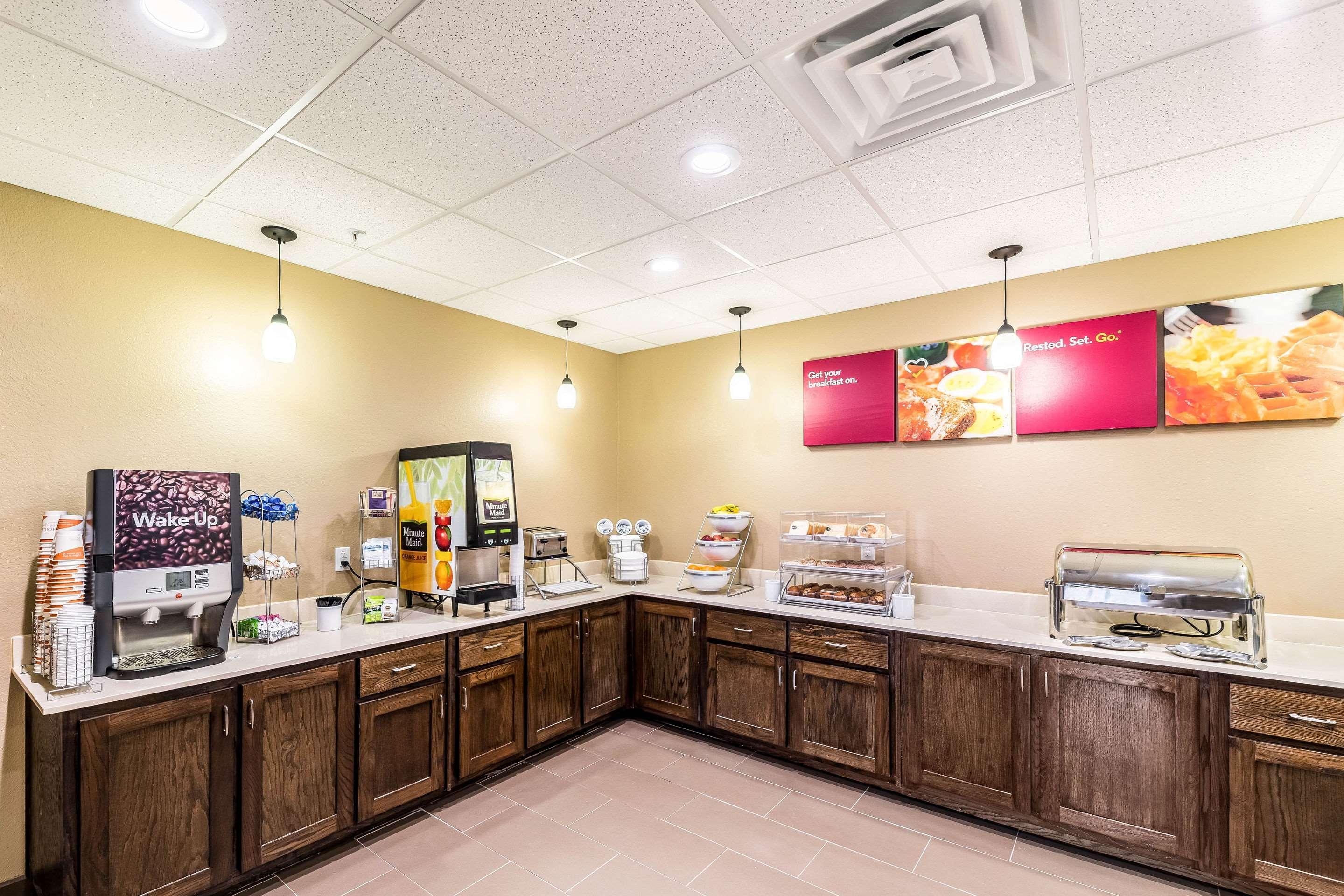 Comfort Suites Grand Prairie - Arlington North Екстер'єр фото